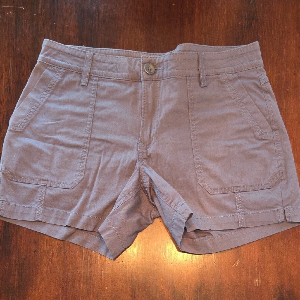 Prana Women's Cargo Shorts in Dark Grey